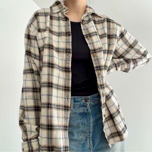 Uniqlo // flannel shirt